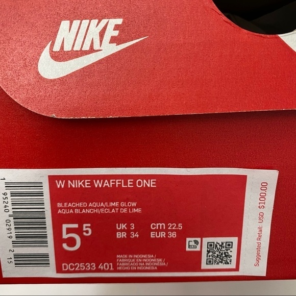 NIB Nike Waffle One Women’s Mesh Sneakers Lug Soles Sz 5.5 - Picture 8 of 10